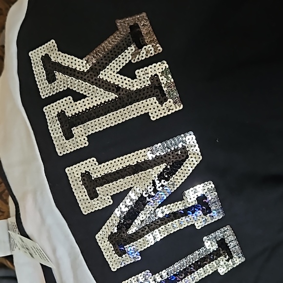 PINK VS Bling Tee - XS - Picture 7 of 7